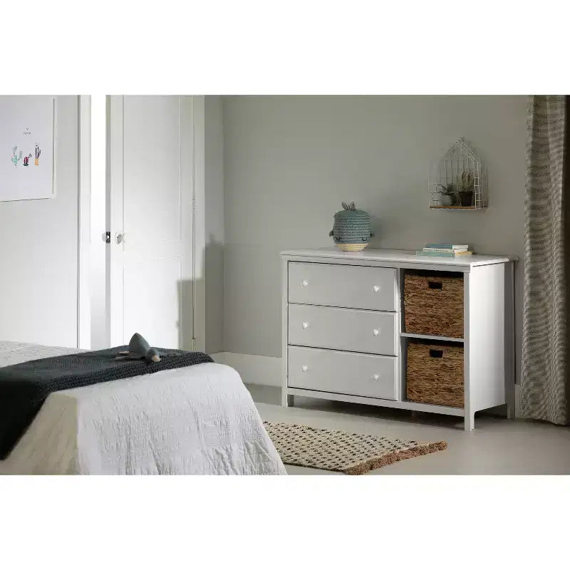 HomeStock 7.91 in.H Particle Board Horizontal Dressers with 3 - Drawers in White Finish
